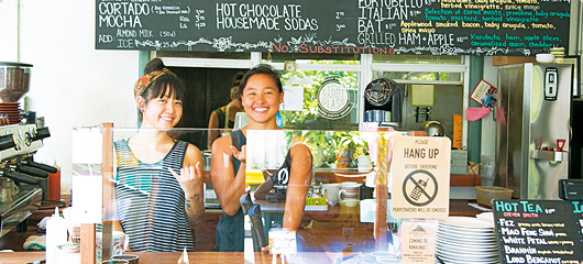 地産地消でハワイに根ざす、移住組オーナーのカフェ。